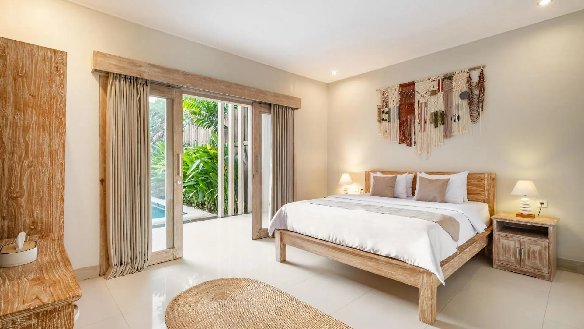 ☆ Villa Larissa ☆ Seminyak 2Br Pool Kuta Petitenget 0*, 塞米亚克