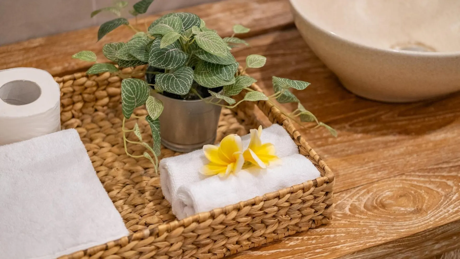 ☆ Villa Larissa ☆ Seminyak 2Br Pool Kuta Petitenget