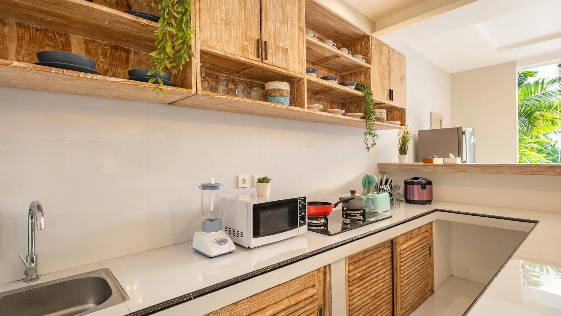 ☆ Villa Larissa ☆ Seminyak 2Br Pool Kuta Petitenget  塞米亚克